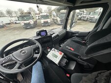 MER ACTROS CARGOPAC 2418